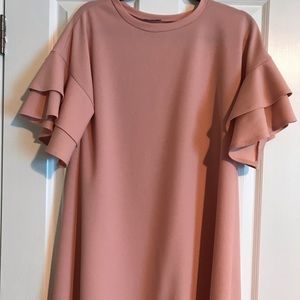 Bell sleeve, shift dress